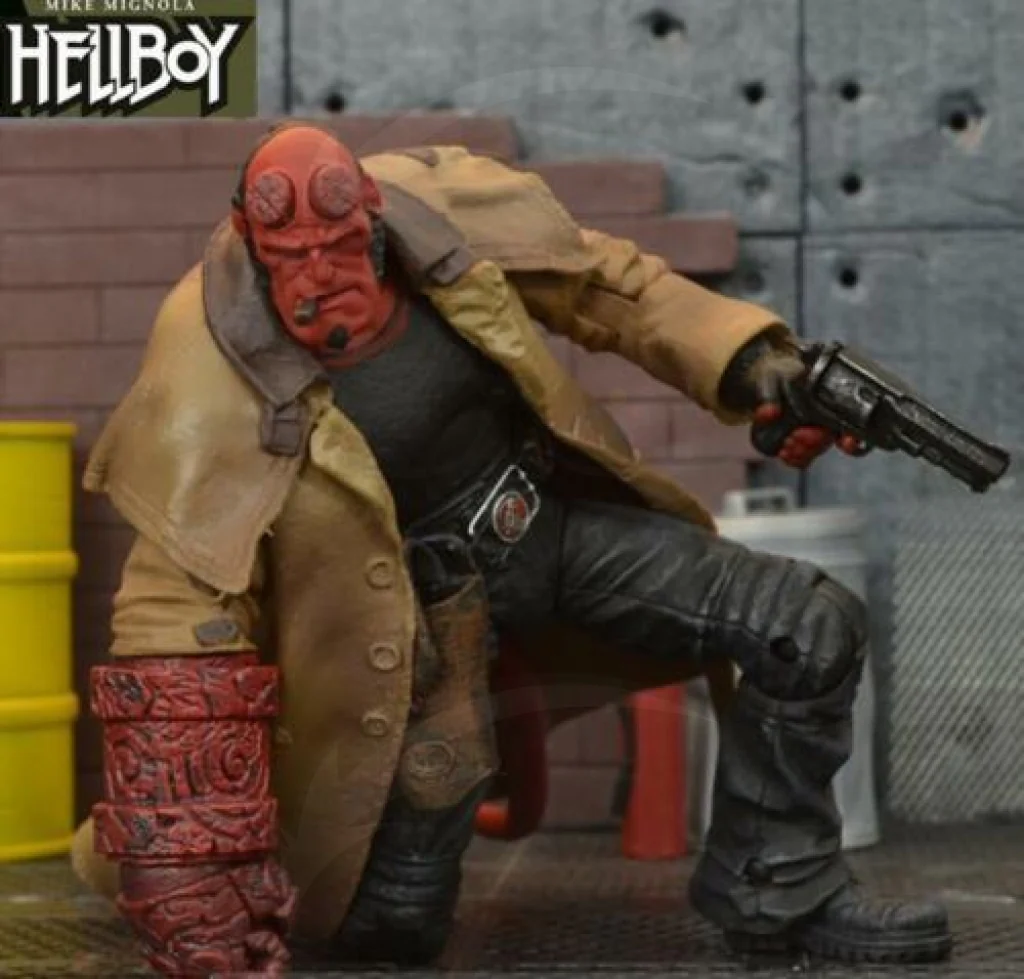 Hellboy Mezco HB 7" Action Figure Smoking Ver. Series 2 Collection - Image 7