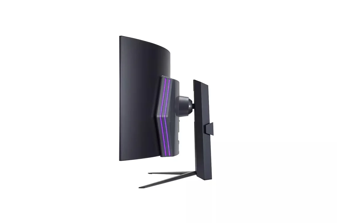 LG 45" Ultragear™ OLED Curved 3K 240Hz .03ms 45GR95QE-B Gaming Monitor - Image 3