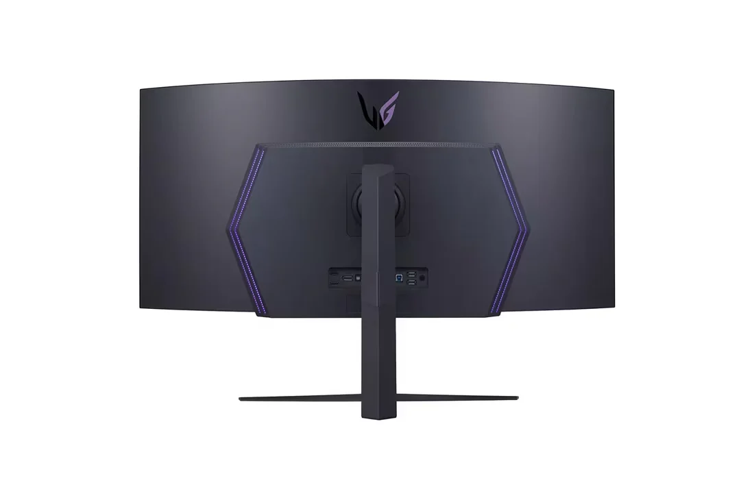 LG 45" Ultragear™ OLED Curved 3K 240Hz .03ms 45GR95QE-B Gaming Monitor - Image 4