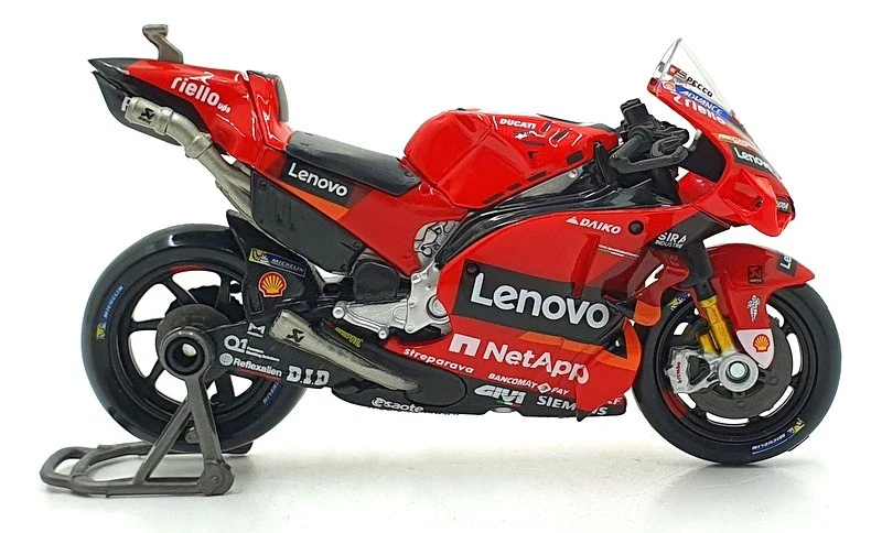 Maisto MotoGP Ducati Desmosedici GP22 Pecco Bagnaia World Champion 2022 - Image 4