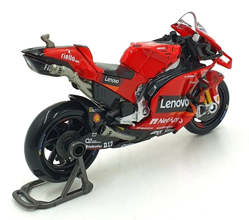 Maisto MotoGP Ducati Desmosedici GP22 Pecco Bagnaia World Champion 2022 - Image 5