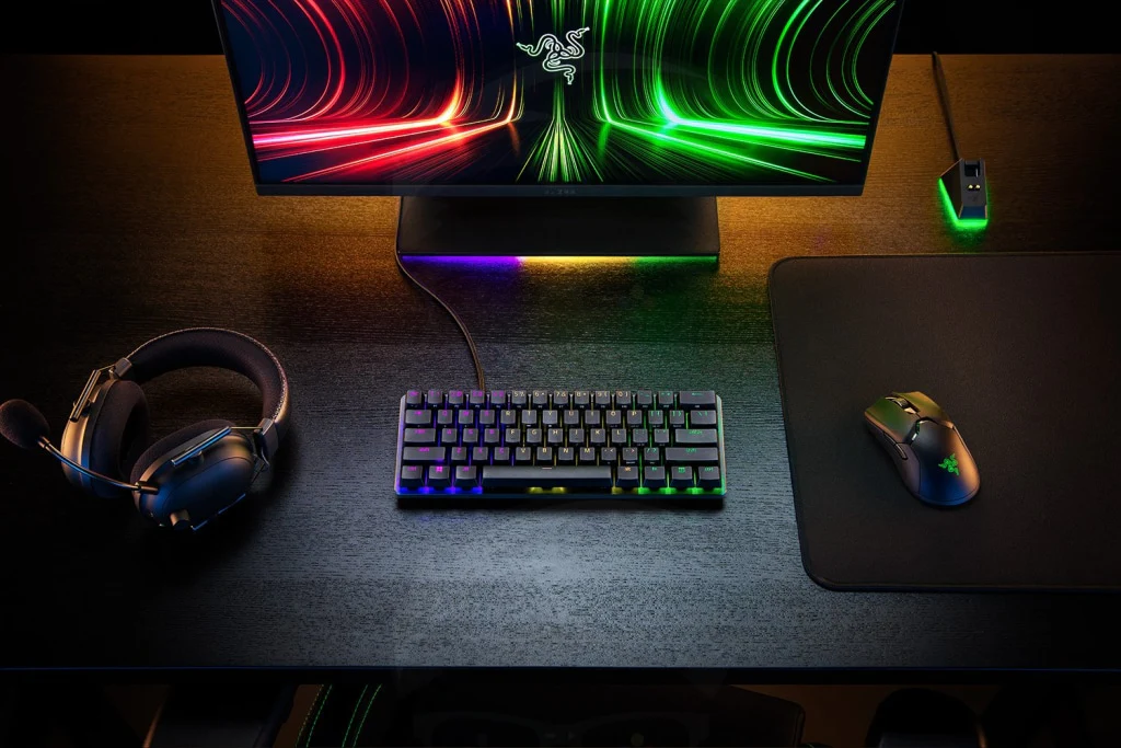 Razer Huntsman Mini 60% with Analog (Red Switch) Gaming Keyboard - Black - Image 4