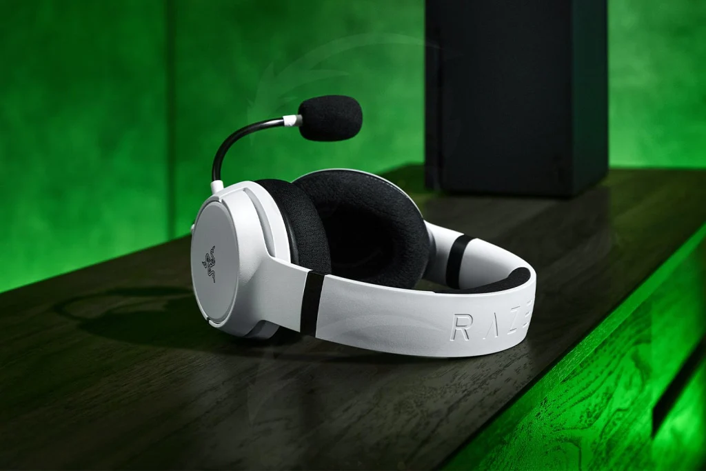 Razer Kaira X for Xbox - White Gaming Headset - Image 2