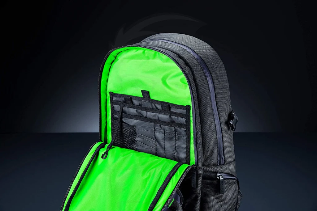 Razer Rogue 38.1 cm (15.6") Backpack V3  - Black LAPTOP BAG - Image 4