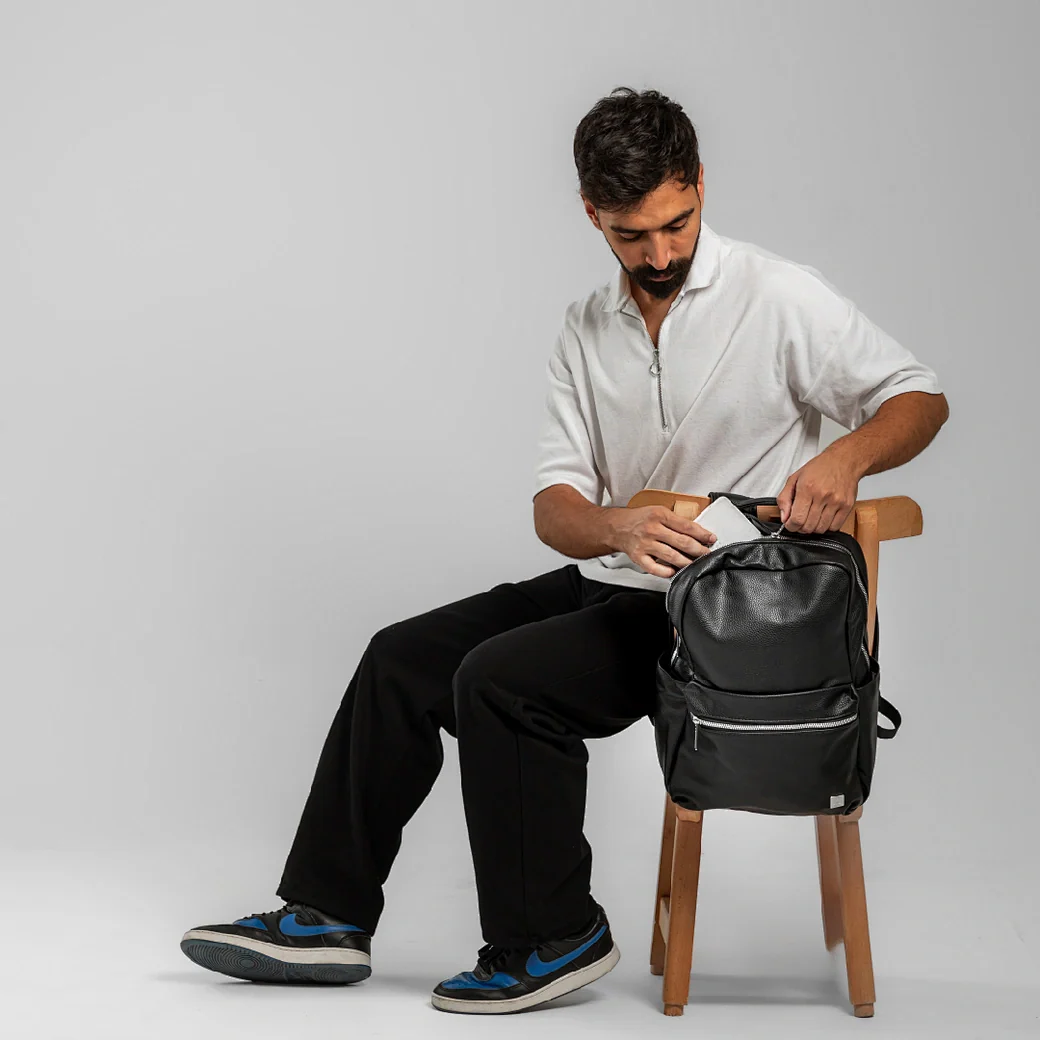 WIWU Osun Backpack - Black - Image 5